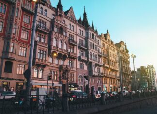 Rzym czy Praga — co lepiej wybrać na wakacyjne wojaże? praga miejsca do zwiedzania