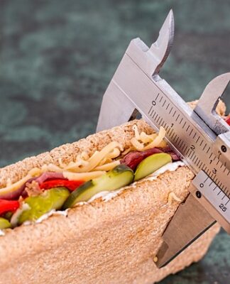 Ile trzeba stracić kalorii żeby schudnąć 1 kg?
