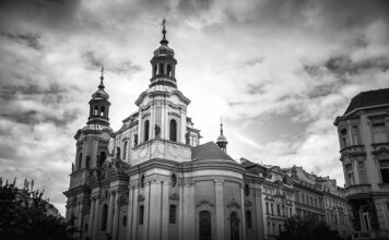 Czy droga do Pragi jest płatna?