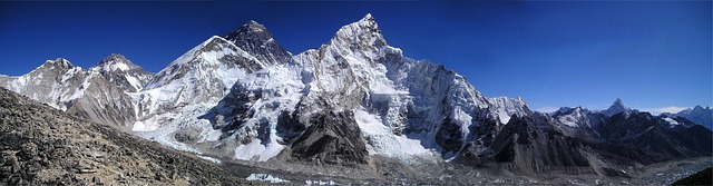 Ile obozów jest na Mount Everest?