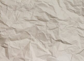 Czy można pić wino które jeszcze pracuję? Czy można pić wino które jeszcze pracuję?